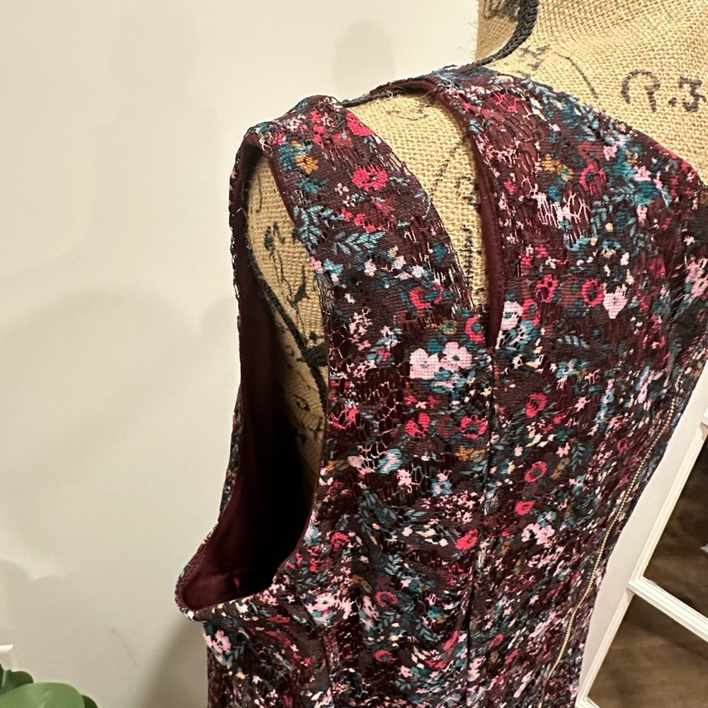 Gabby Skye Floral Lace Dress 18W Burgundy Cold Shoulder Fit Flare Romantic Party - Picture 9 of 13